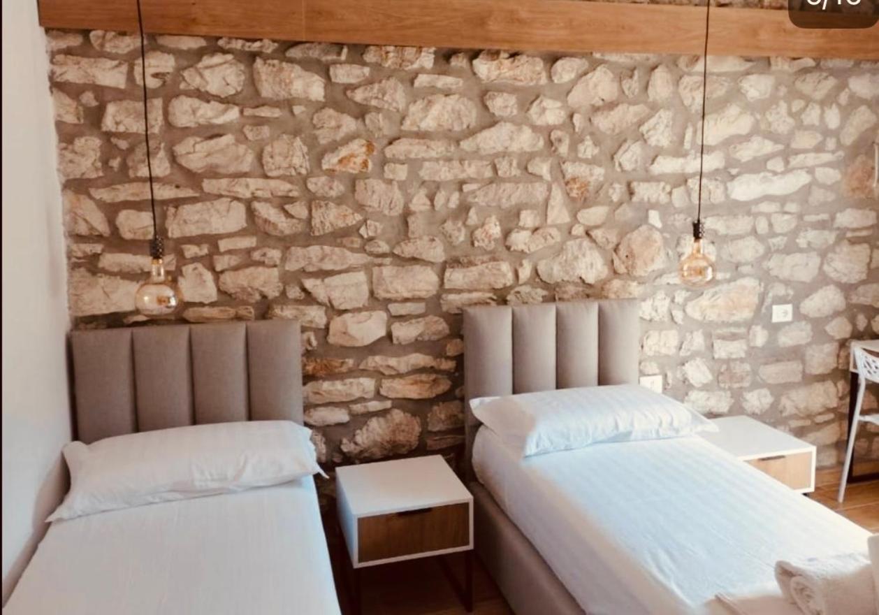 Comfort Guest Rooms Vila Hm Саранда Экстерьер фото