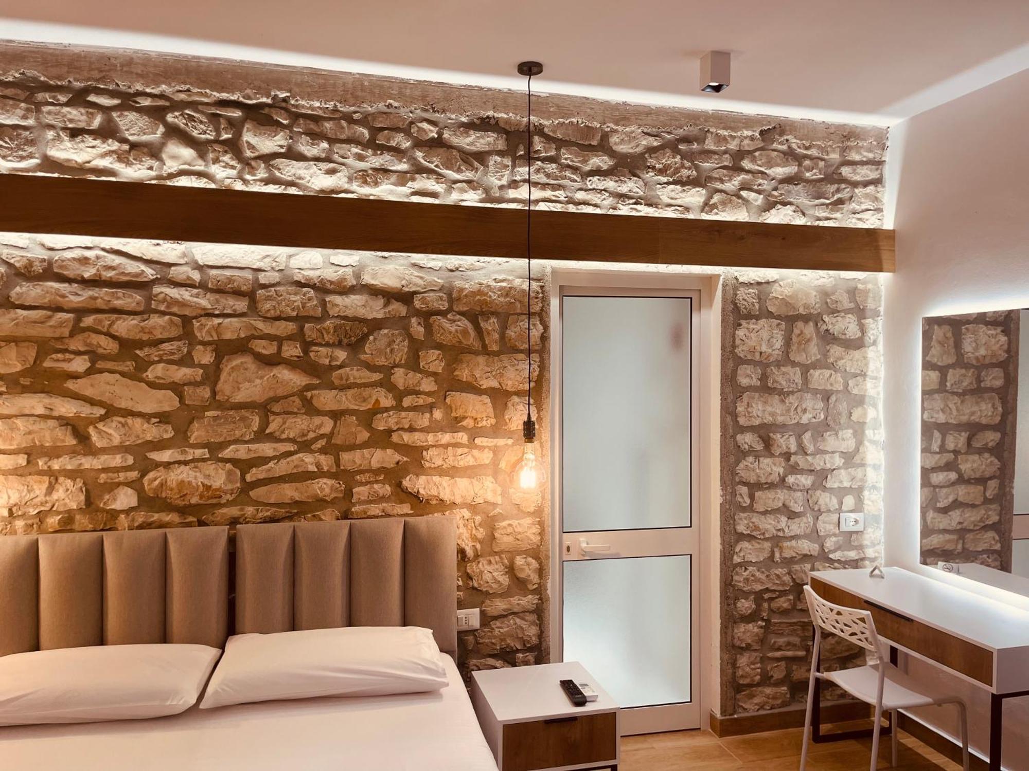 Comfort Guest Rooms Vila Hm Саранда Экстерьер фото
